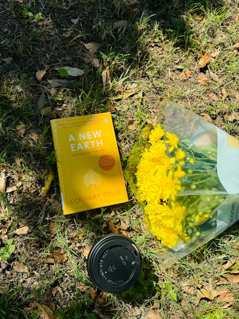 Book Review: The Power of Now by Eckhart Tolle — Summary, Key Lessons & Why It Matters