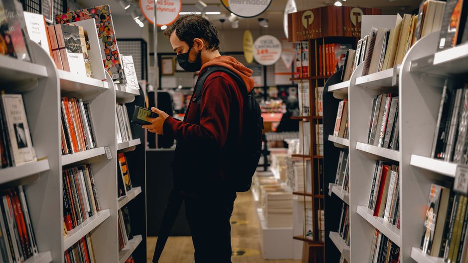 BookTok and the New Canon: How TikTok Redefined Literary Taste