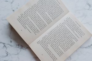 Book Review: No Filter by Sarah Frier — The Story Behind Bookstagram