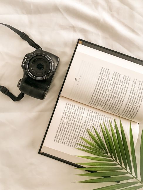 How to Start a Bookstagram: A Beginner's Guide to Success
