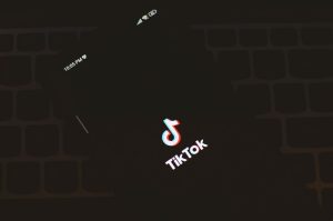 The BookTok Effect: How TikTok Rewrote the Rules of Publishing