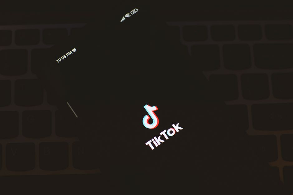 The BookTok Effect: How TikTok Rewrote the Rules of Publishing