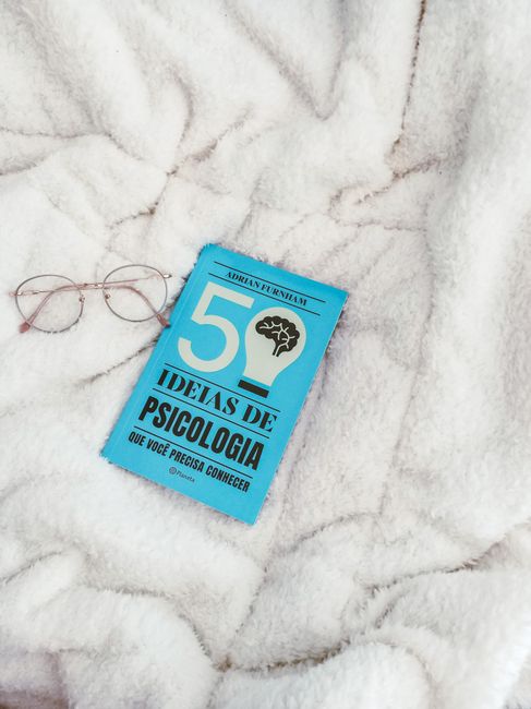 The Bookstagram Economy: Monetization, Influence & Psychology