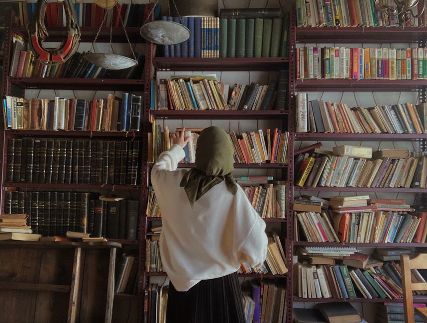 Bookstagram: How a Hashtag Reshaped the Literary World