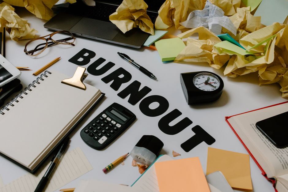 Bookstagram: Monetization, Burnout & The New Literary Gold Rush