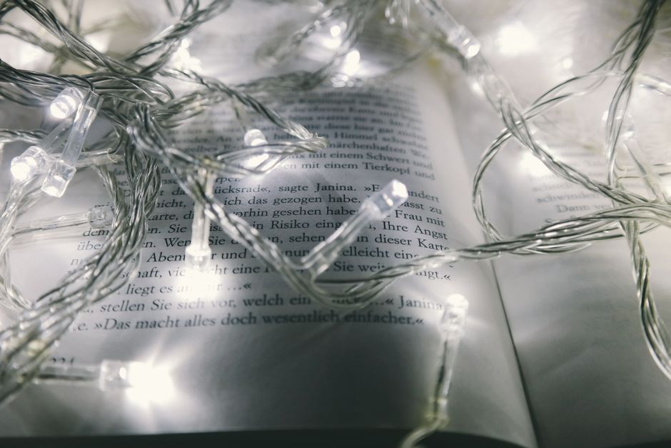 The BookTok Effect: Anatomy of a Viral Literary Phenomenon